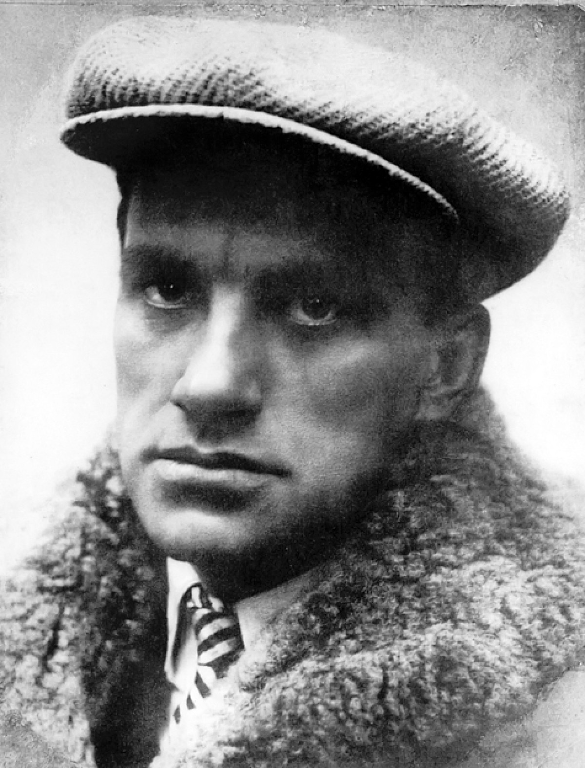 Владимир Владимирович Маяковский (1893—1930)